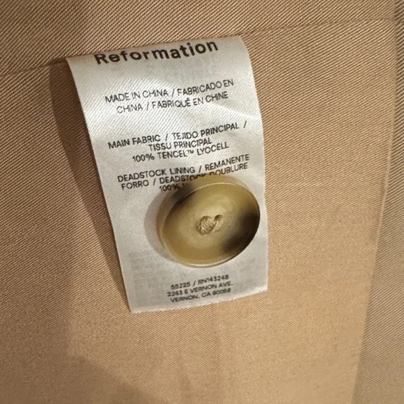 Reformation Kensington Trench - Picture 9 of 11